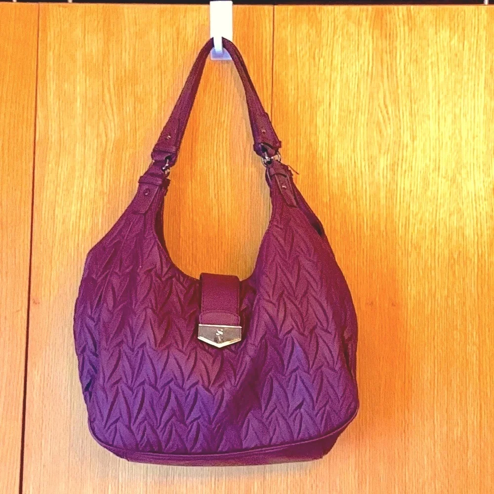 Simply Vera Wang double handle plum vegan hobo satchel purse bag CLEAN! EUC
